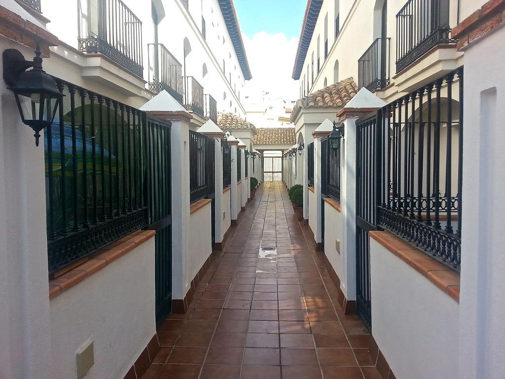 Velez Apartment Velez de Benaudalla Luaran gambar