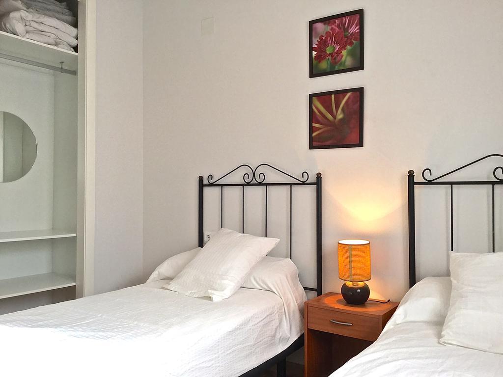 Velez Apartment Velez de Benaudalla Luaran gambar